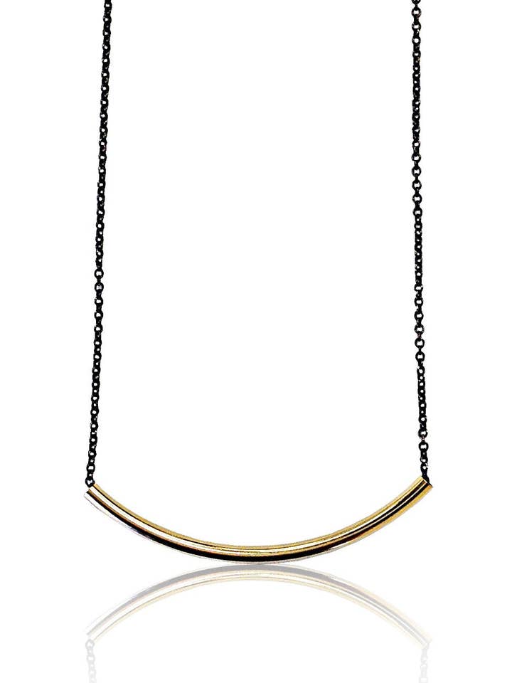 Collier lisse comme de la soie pour la vente par Treisi