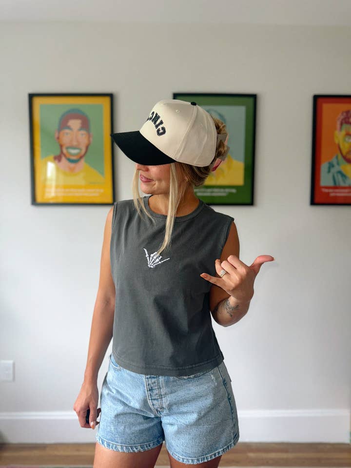 Débardeur Boxy Shaka Squelette pour la vente par Relic96