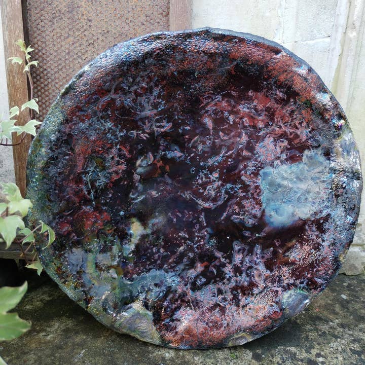 Copper raku dish for wholesale by Isabelle Bedel - Sculpture Raku