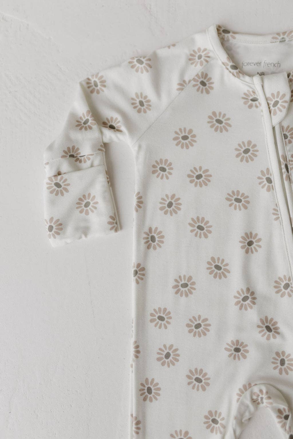 Forever French Baby - Wholesale Slaappak - Baby - Bamboe Rits Pyjama | Madelievenvelden9