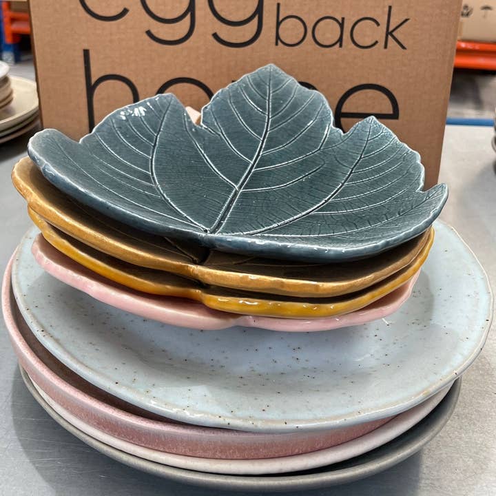 Egg Back Home – Engroshandel Spisestel – Mystery Box Mix 8 stykker