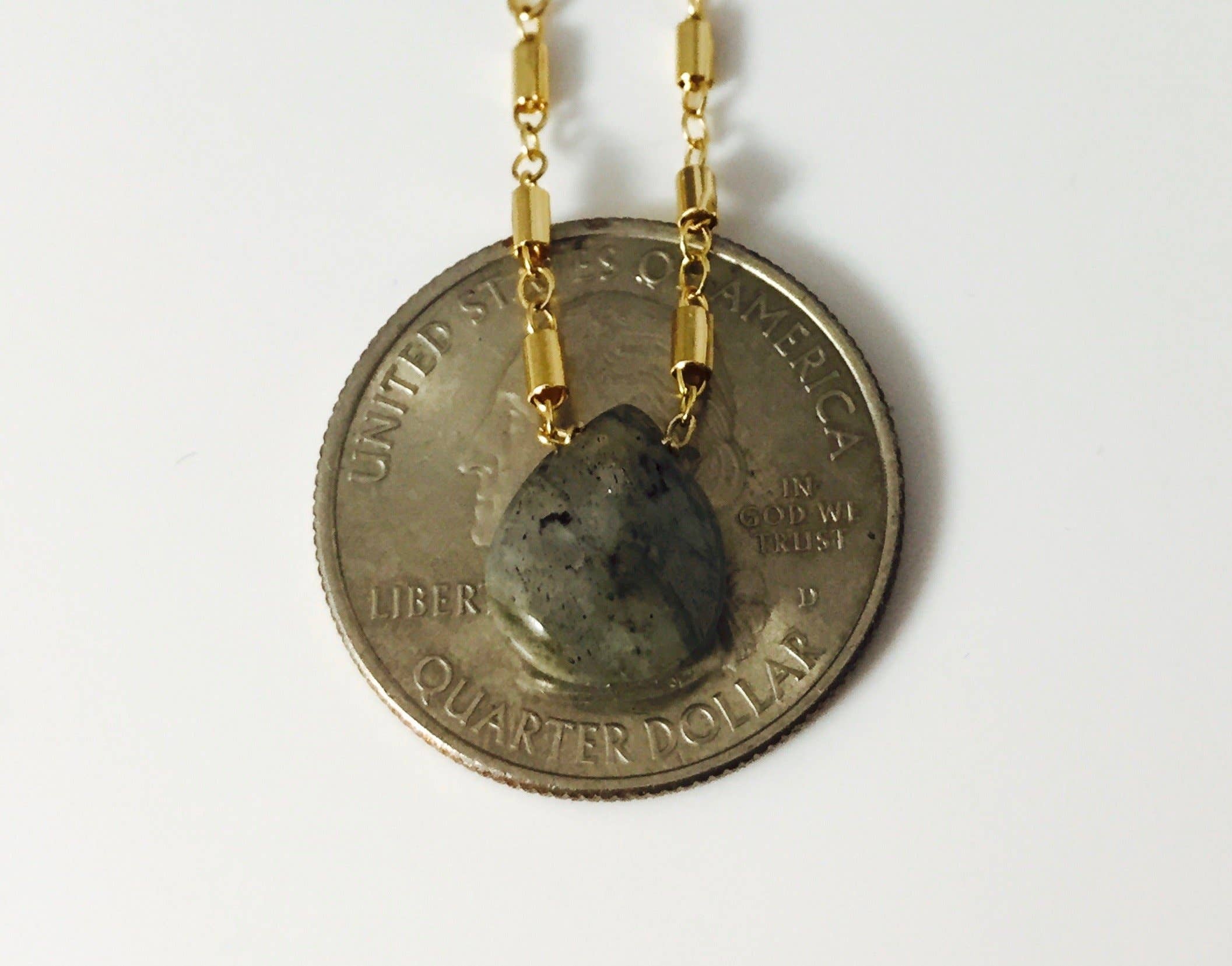 Modern Opus - Vente Colliers à pendentif - Pendentif en labradorite en argent sterling 925 plaqué or 14K1