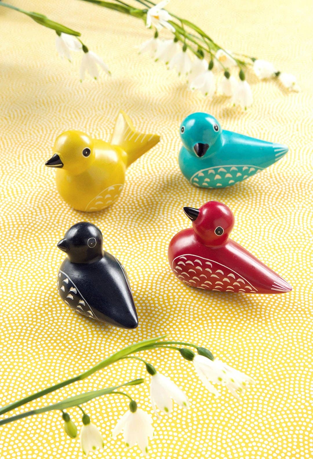 Swahili | AFRICAN MODERN - Vente Figurine décorative - Ensemble de quatre oiseaux en stéatite colorés1