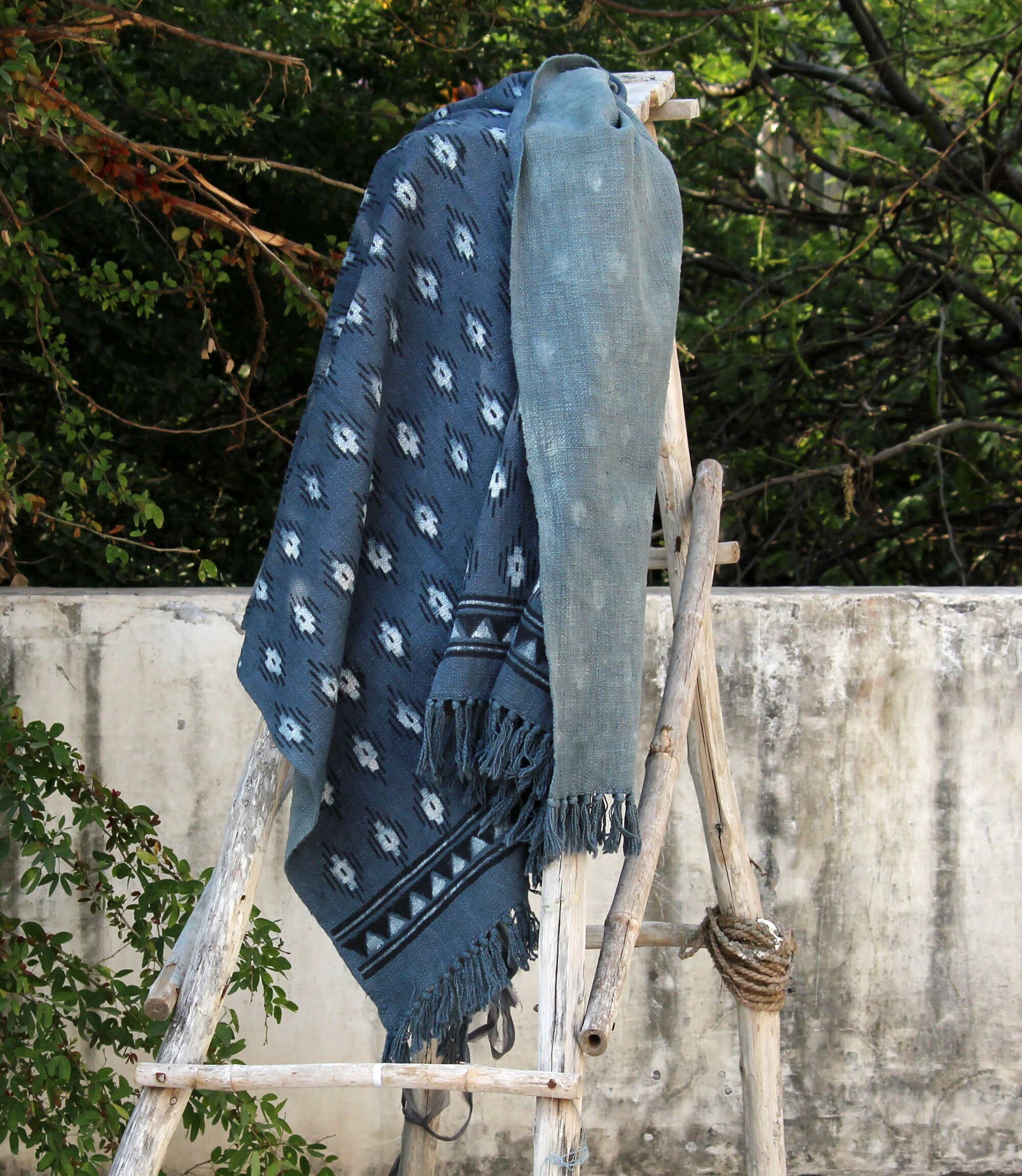 Bhawana Handicrafts - Vente Plaids - Plaid fait main en coton pour canapé, tissu Mud Cloth indigo imprimé au tampon4