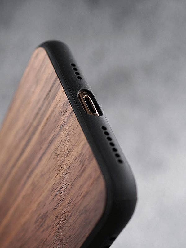 Wood&Chic - Wholesale Phone Case - Unisex - Deutzia iPhone Wooden Case3