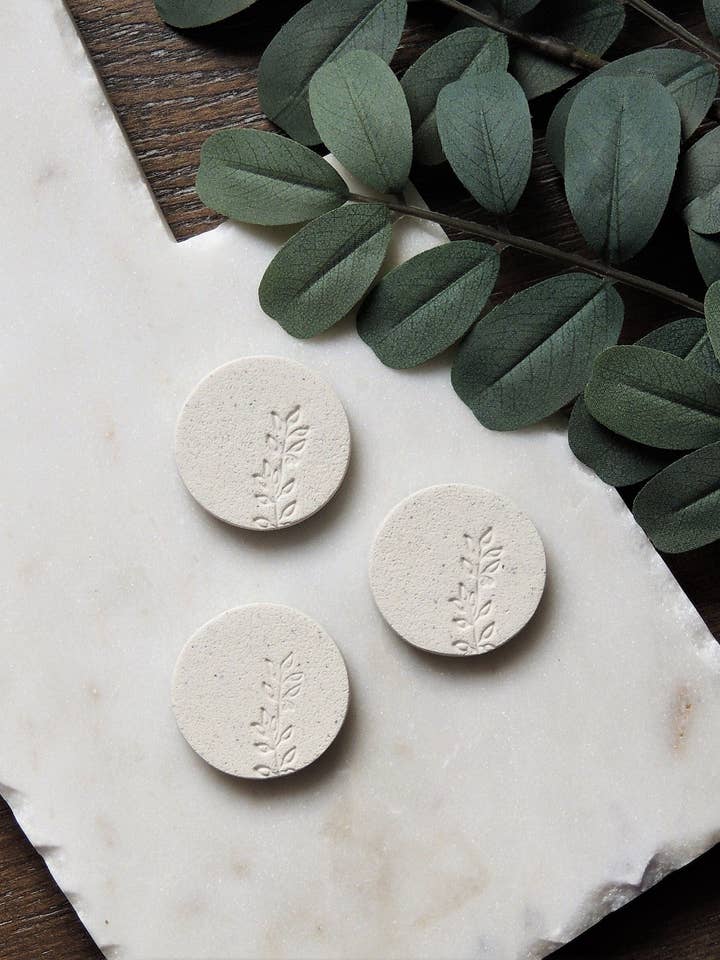 Speckled Leaf Magnet set for wholesale by Elm & Cedar