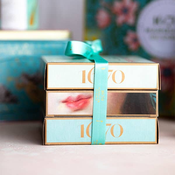 La Sablesienne USA - Wholesale Cookie - Apricot Chip French Shortbread Cookies | Gift Box2