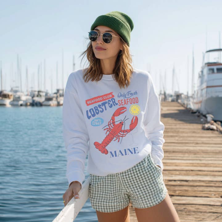 Sweatshirt à col rond Club de fruits de mer du Maine Homard pour la vente par Hey Jude Graphic Tees