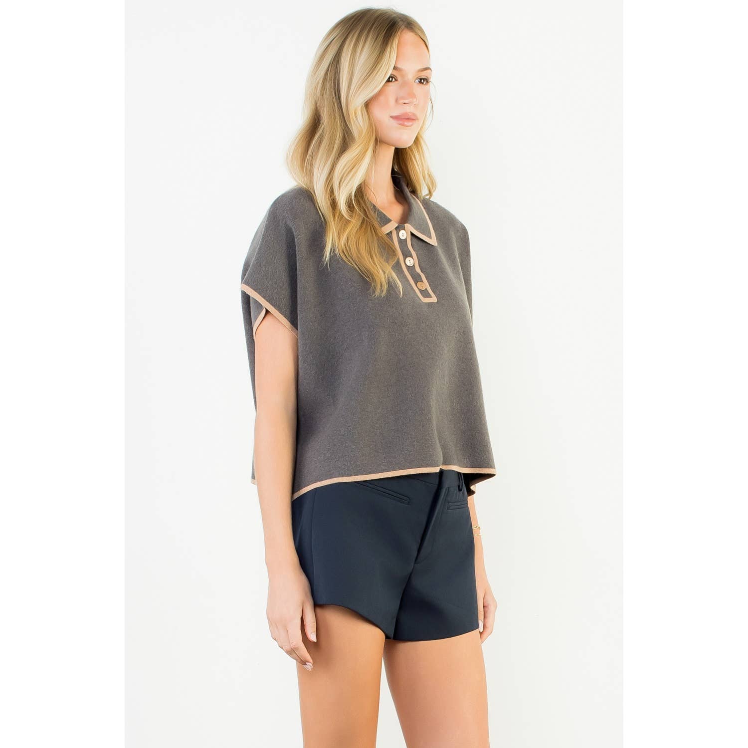 THML - Wholesale T-Shirt - Women's - Short Sleeve Collared Top5