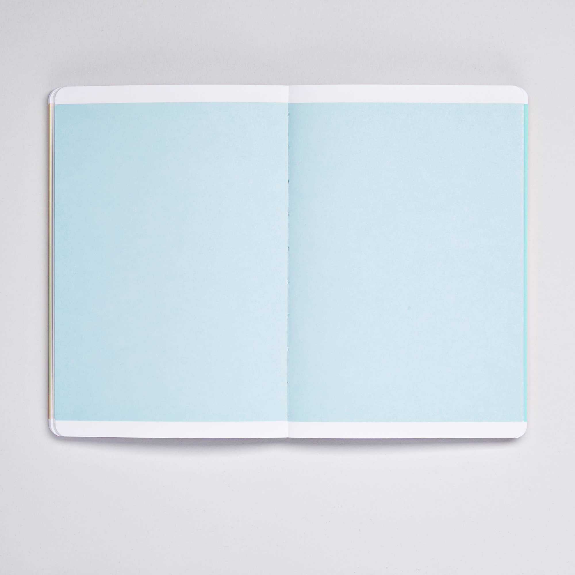 nuuna - Wholesale Notebook - Bloom - Inspiration Book | M notebook | 176 coloured pages5