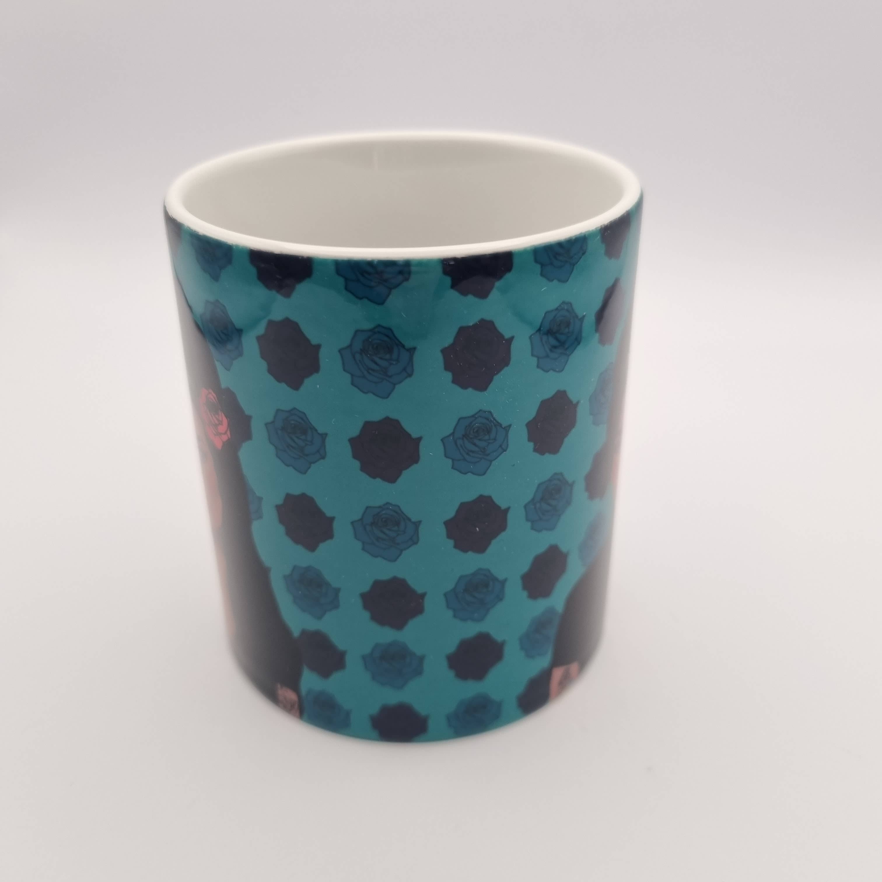 Sabi Koz - Wholesale Coffee Mug - Amy Winehouse Mug - Blue Roses3