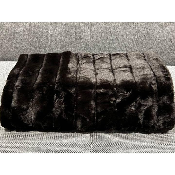 One Preevay Luxury Home Furniture & Decor - Vendita all'ingrosso Set di lenzuola - Ispirato maestosamente | Nero elegante | Biancheria da letto a costine in finto coniglio e velluto | Twin & Queen6