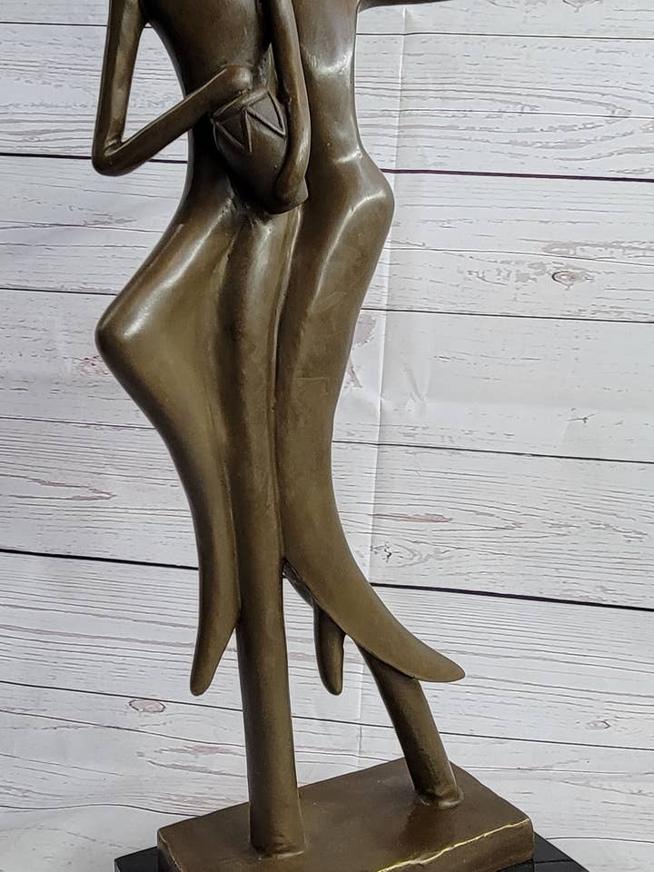 Samtidsmoderne kunst bronzestatue skulptur af dansende par romantik figurativ for engroshandel hos Bronzhaus