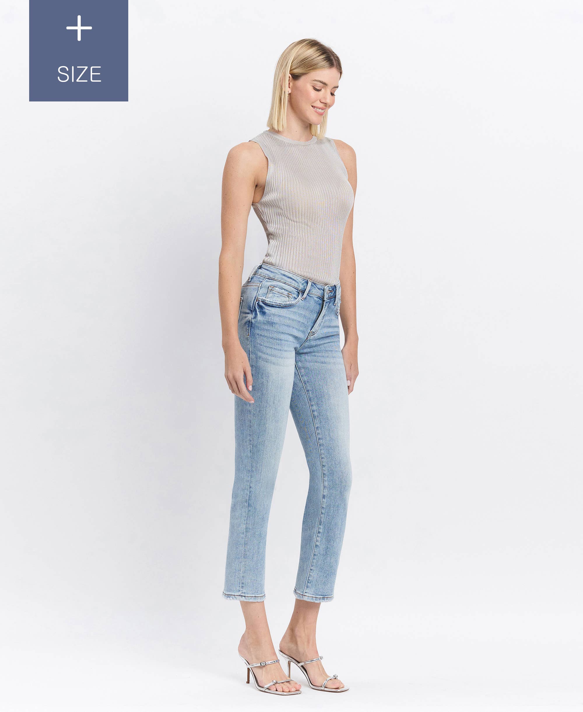 fordele PLUS SIZE MID RISE CROP SLIM STRAIGHT JEANS LV1079-P for engroshandel på Faire12