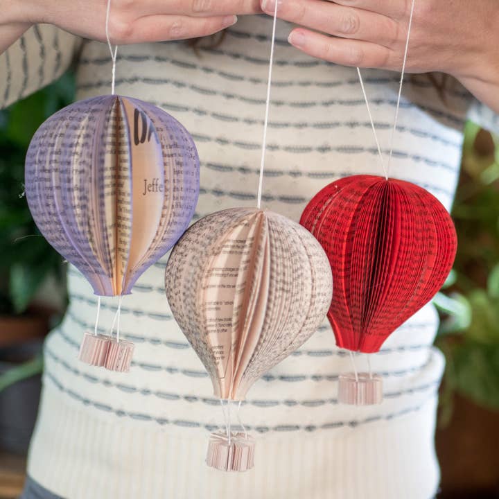 Root To Vine - Venta al por mayor Adornos - Adorno de globo aerostático, decoración librosa, adorno navideño2