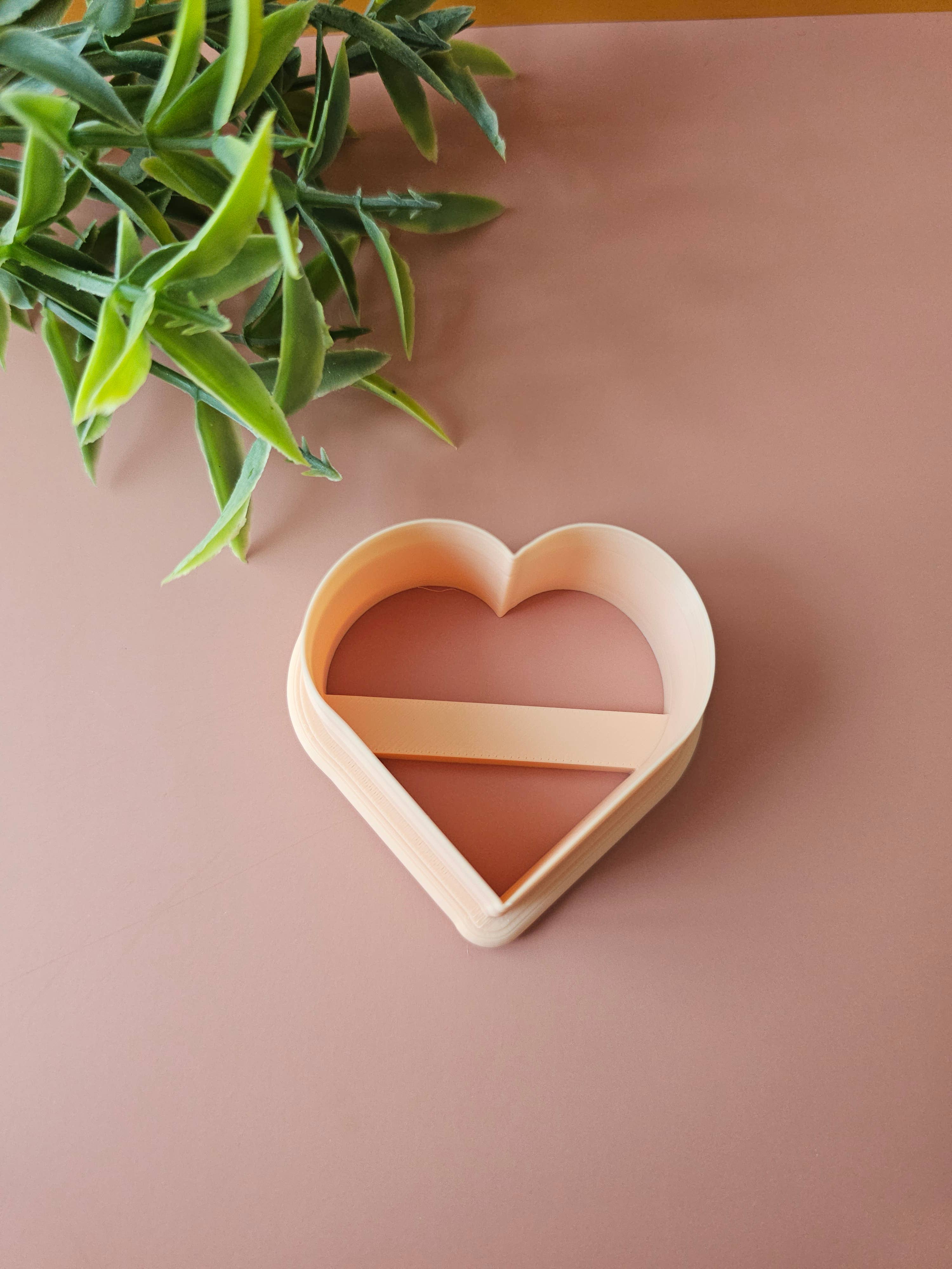 Carambola Desings - Wholesale Cookie Cutter - Heart set of 4 Sandwich cutters 6