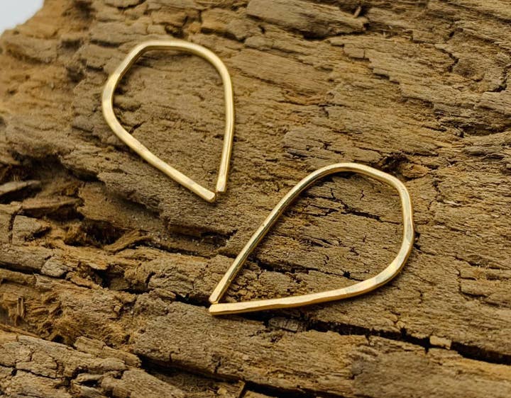 Rachel Renee Jewelry - Wholesale Hoop Earrings - STEVIE Dainty Dewdrop Threader1