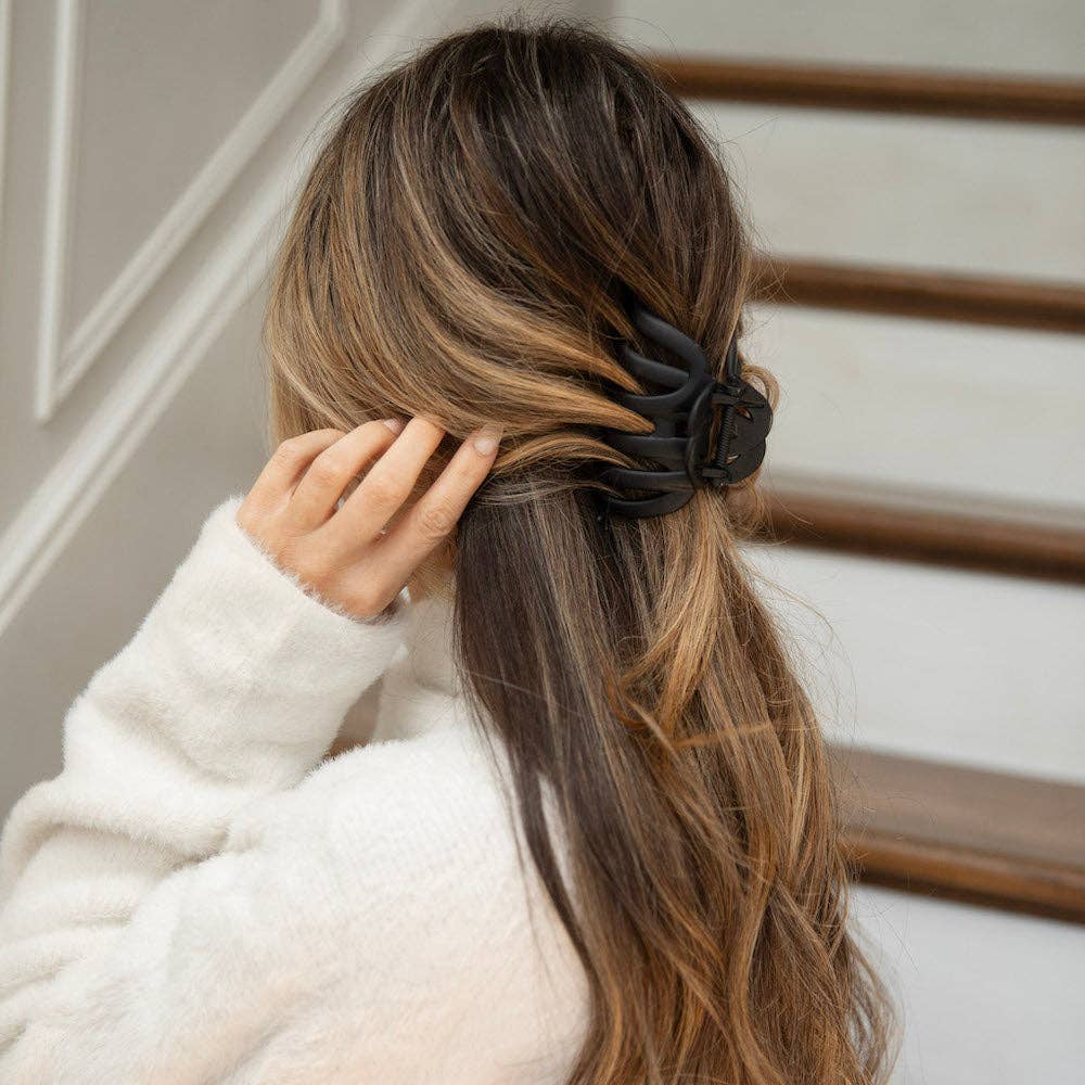 Headbands of Hope | One Purchased One Donated – Clips para cabelo - Mulher por atacado – Clara de Cabelo Fosca em Forma de Garra Octopus – Preto7