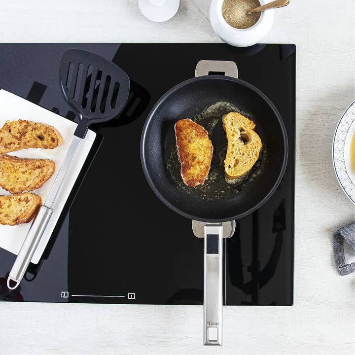 Cristel - Wholesale Pan - Non-Stick Deep Frying Pan1