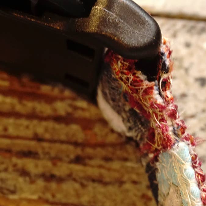 hundsfutter – Großhandel Haustierhalsband – Katze/Hund – Einzigartiges, handgefertigtes Hunde-Halsband aus recycelten Materialien14