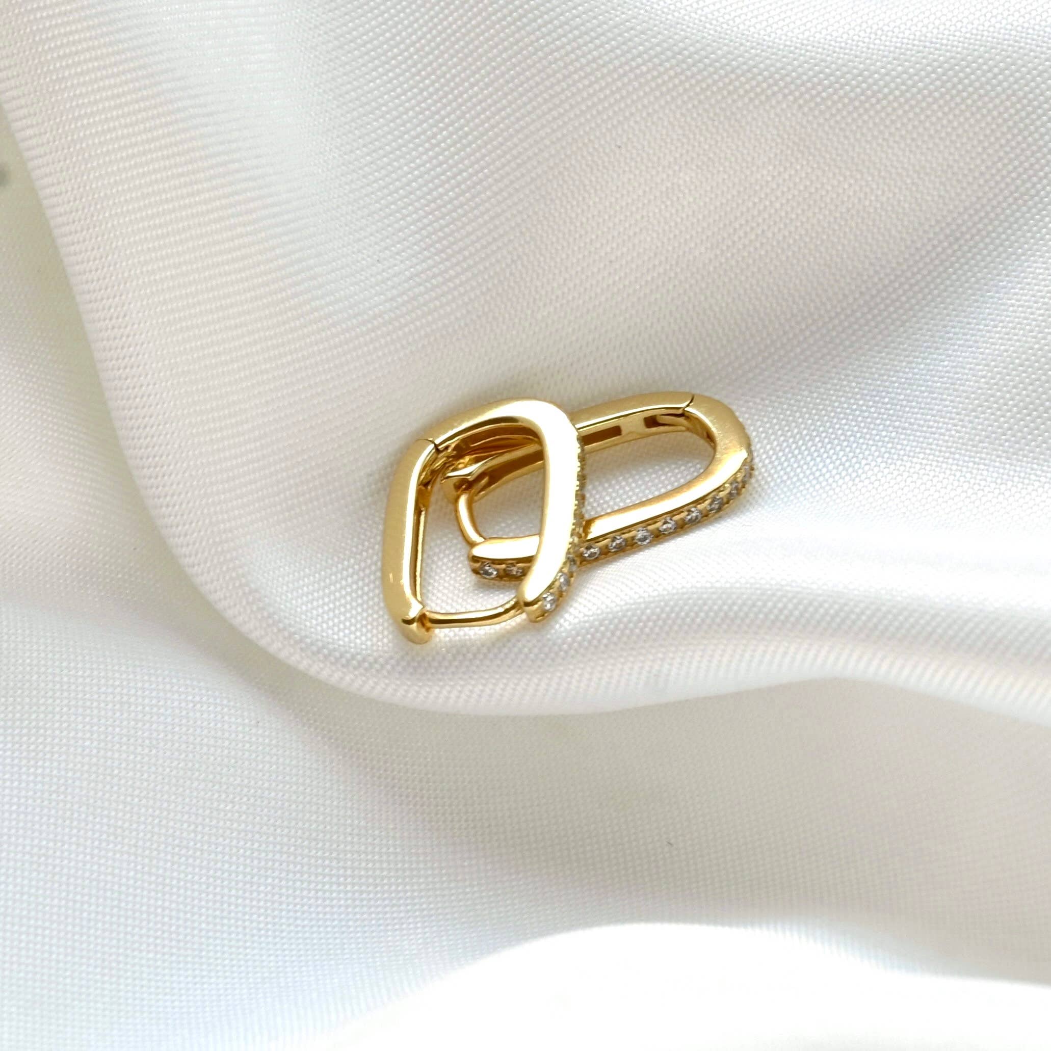 Blueyejewelry - Wholesale Hoop Earrings - Diamond U Hoops - 925 Silver Pavé Link Hoop Earrings8