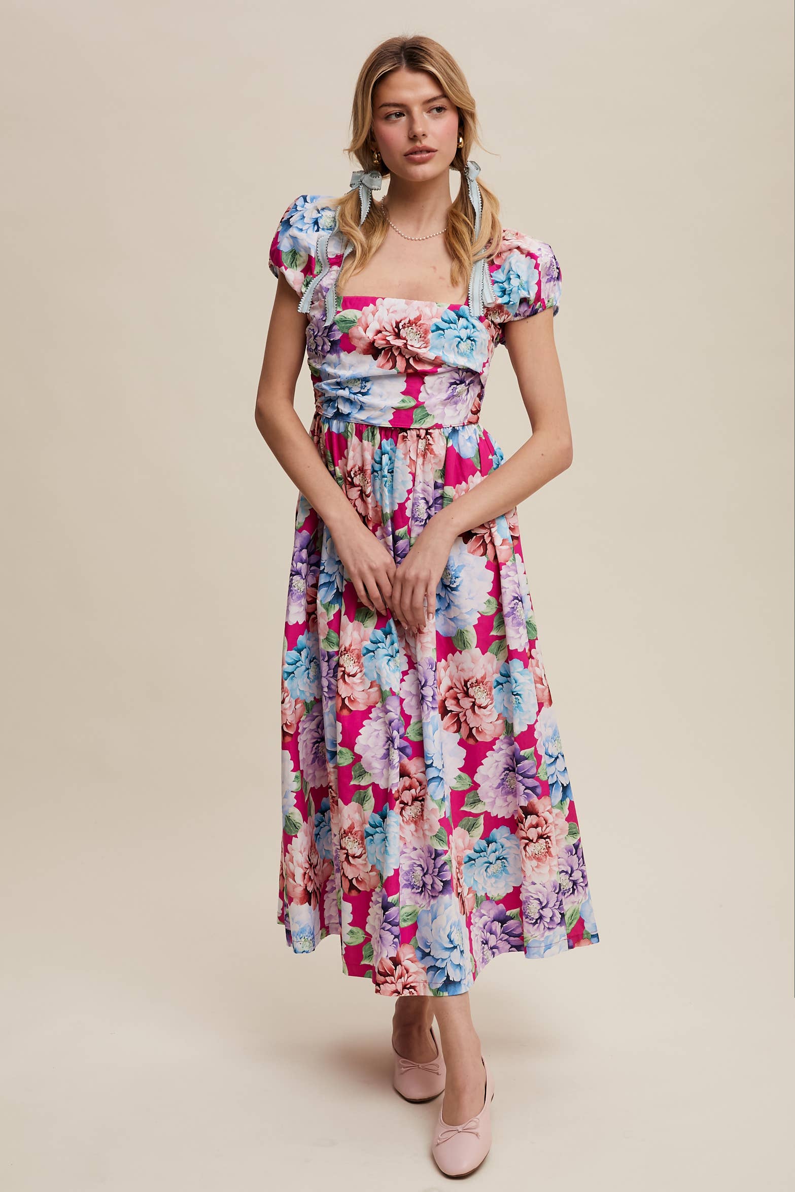 Listicle - Vendita all'ingrosso Vestito - Donna - Abito romantico a fiori con maniche a sbuffo4