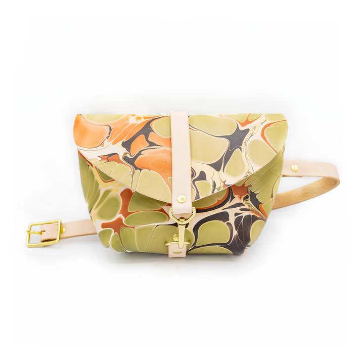 Glad & Young Studio – Engroshandel Bæltetaske - Dame – Big Sister Fanny Pack - Marmoreret Neutral1