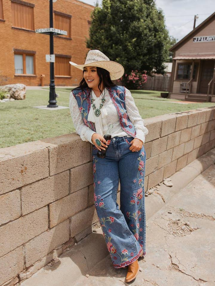 TH017 EMB JEAN - FLORAL ROSE (Ensemble de 7 pièces) pour la vente par Turquoise Haven