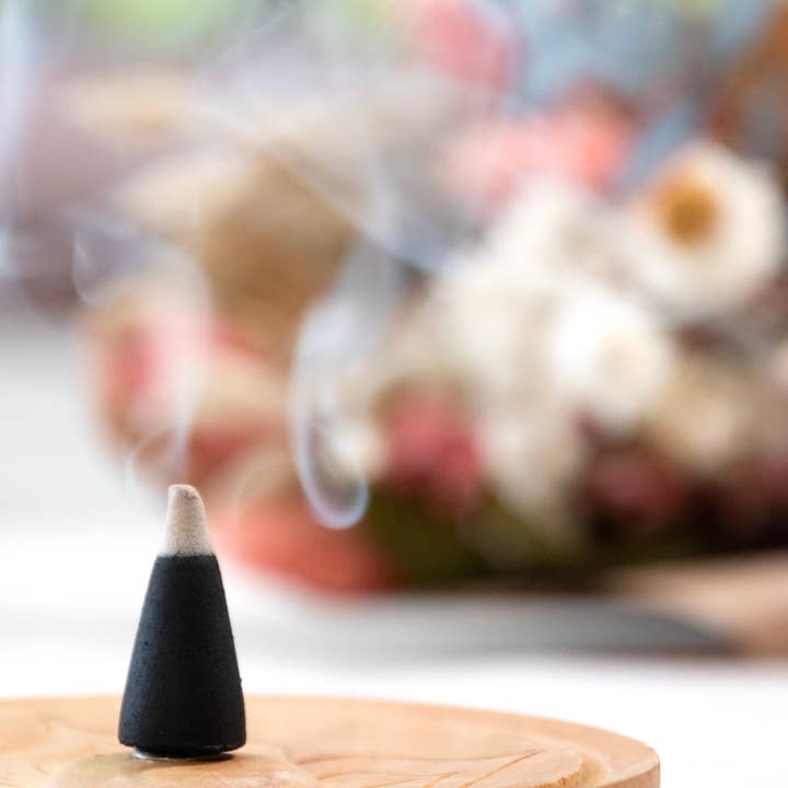 Andaluca - Wholesale Incense - 100 pc Incense Cones In Jar: Rose Quartz & Lily Fragrance