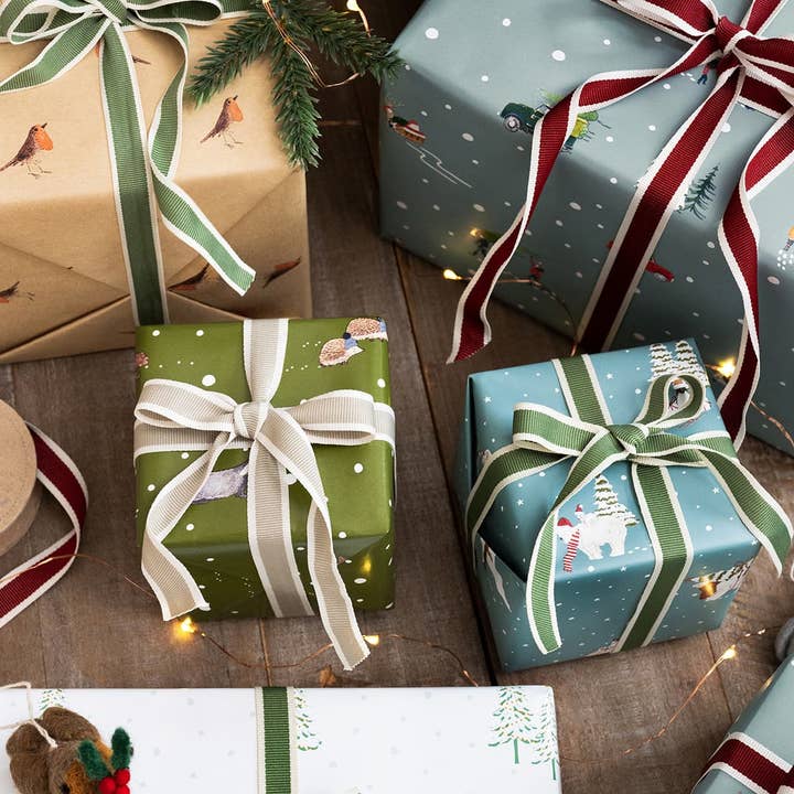 Sophie Allport – wholesale Wrapping paper roll – Festive Forest Roll Wrap - 3m2