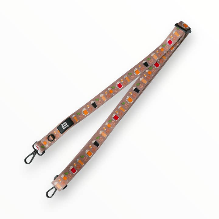 Sac Dog Mom avec sangle supplémentaire - Pptober Fest pour la vente par Zelda & Harley