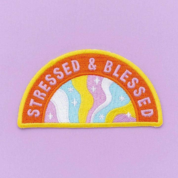 Ferro bordado estressado e abençoado no remendo por atacado de Punky Pins