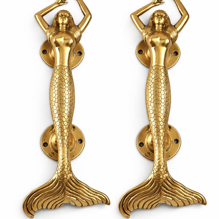 Paire de poignées de porte Sirène – Tirant double pour porte d'entrée en laiton massif, quincaillerie d'entrée au style nautique côtier pour la vente par Ubud Glass