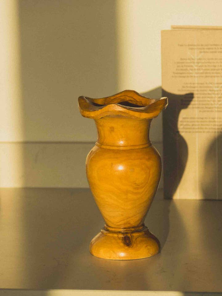 Vase af træ for engroshandel hos Eloge