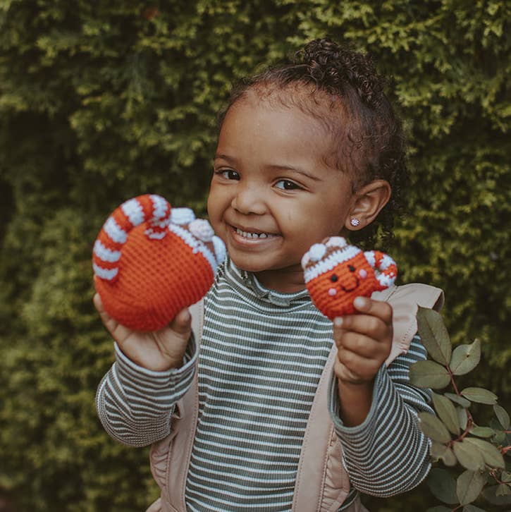 Pebble - Vente Objet de décoration – enfant et bébé - Ornement de Noël en forme de chocolat chaud avec des guimauves – Commerce équitable2
