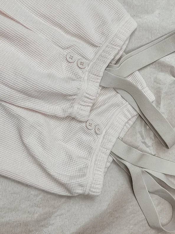 Stängda våffla joggare för wholesale av Along came a stork