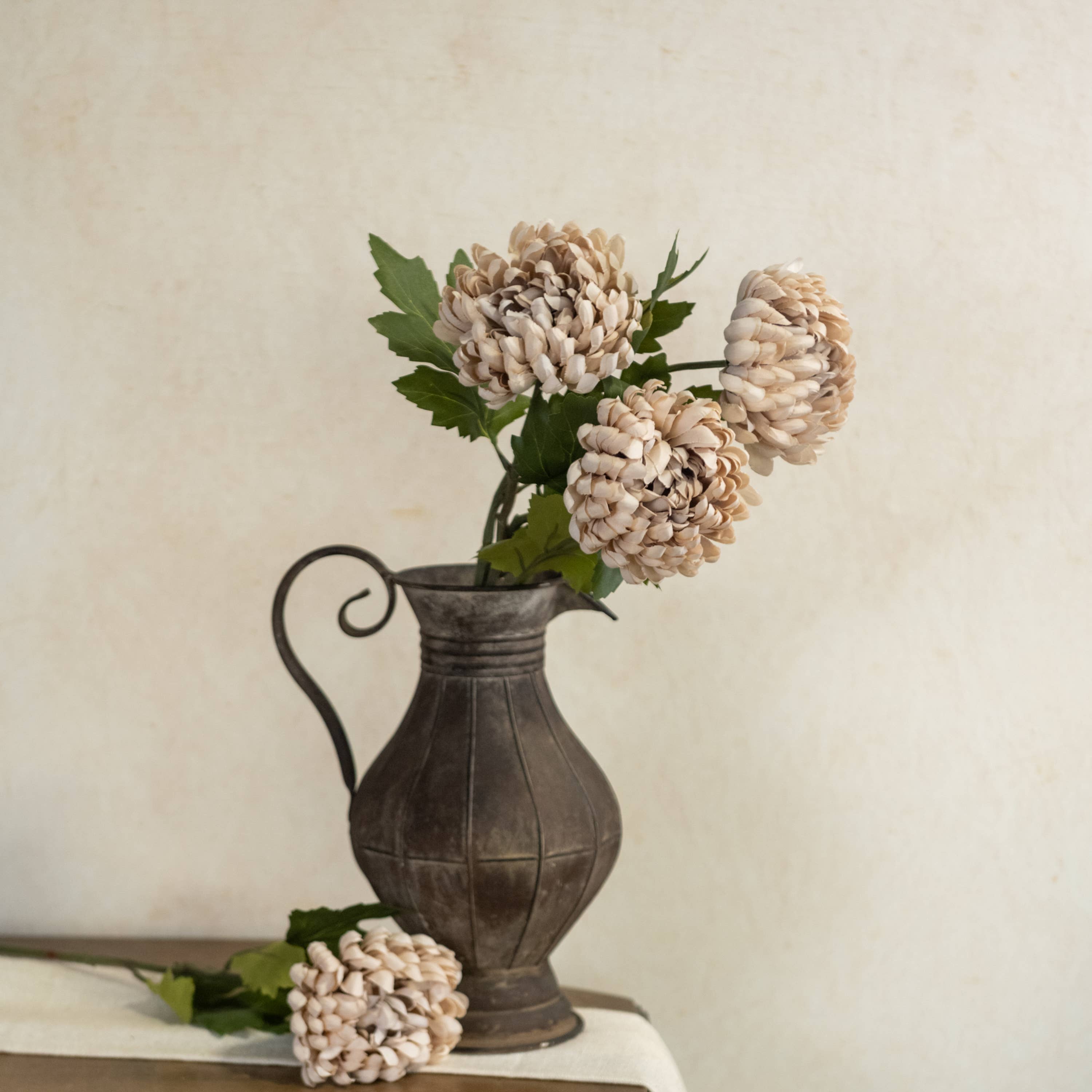 Ragon House - Wholesale Artificial Flowers - 24.5" AUTUMN CREAM MUM SPRAY1