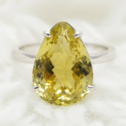 Peer geslepen gele topaas steen verstelbare cocktailring voor wholesale door Aromatik Australia