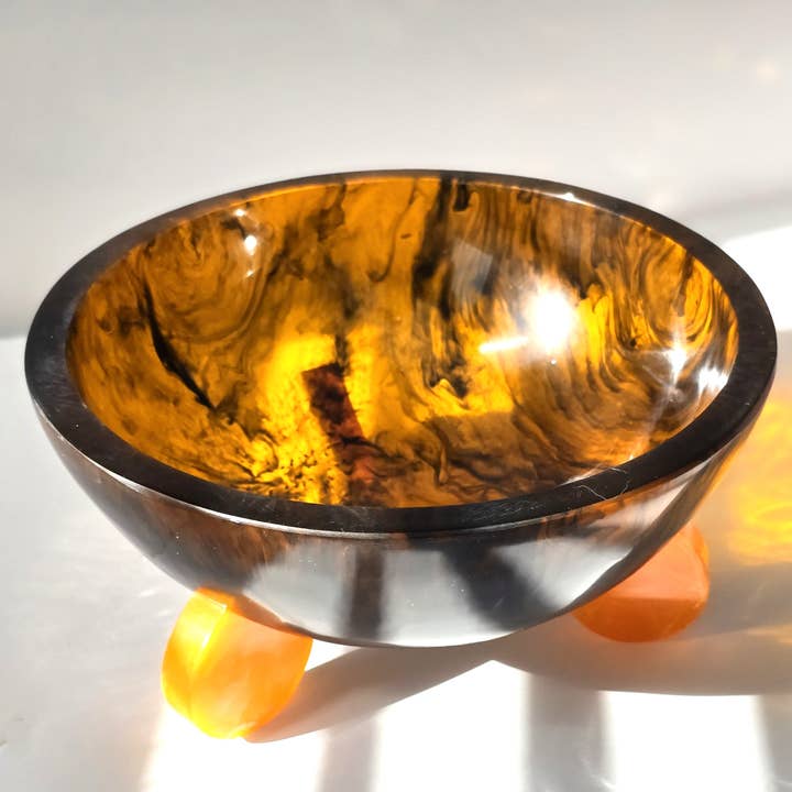 Gibb & Daan - Wholesale Serve Bowl - Hand Poured Resin Salad Serving Bowl - Gorgeous Orange Legs
