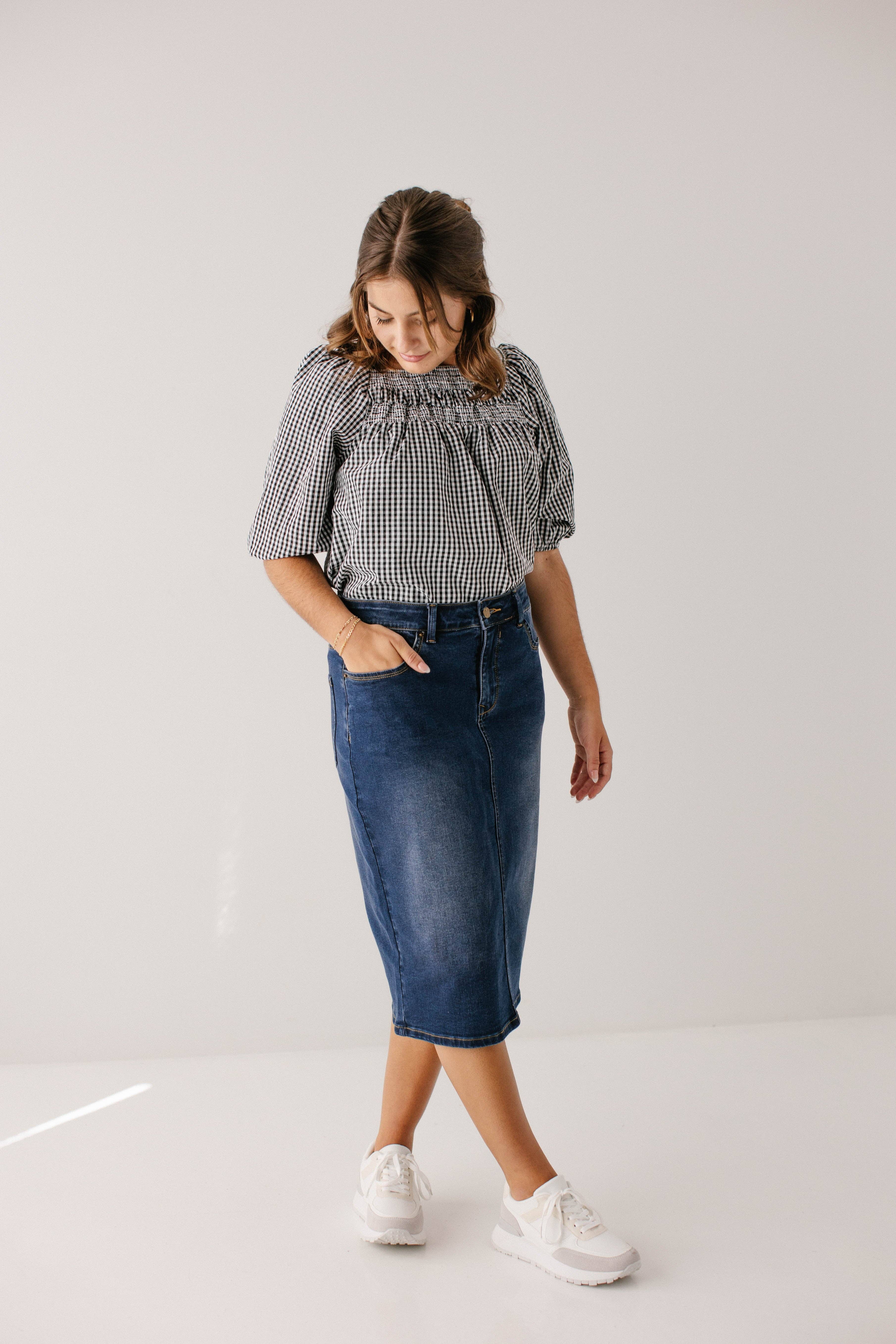 The Main Street Exchange - Wholesale Skirt - Women's - 'Wren' Classic Denim Skirt19