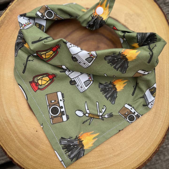 Scout-Hund-Bandana für den Großhandel von Prairie Paws Co.