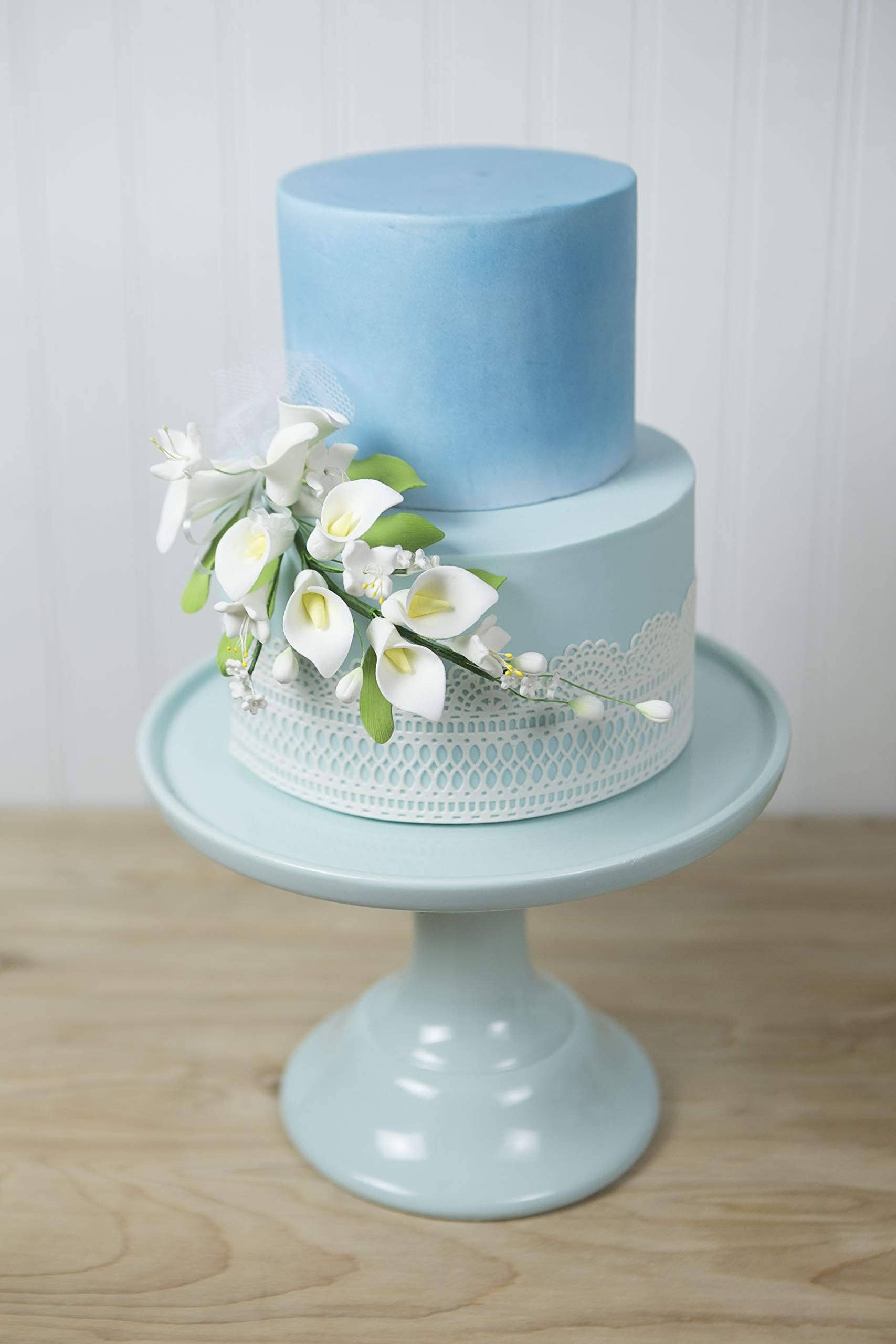 Global Sugar Art - Wholesale Cake/Cupcake Topper - Sugar Lilies, Lily Flower Sprays, Cake Toppers by Global Sugar Art, Calla Lily Cascade Spray3