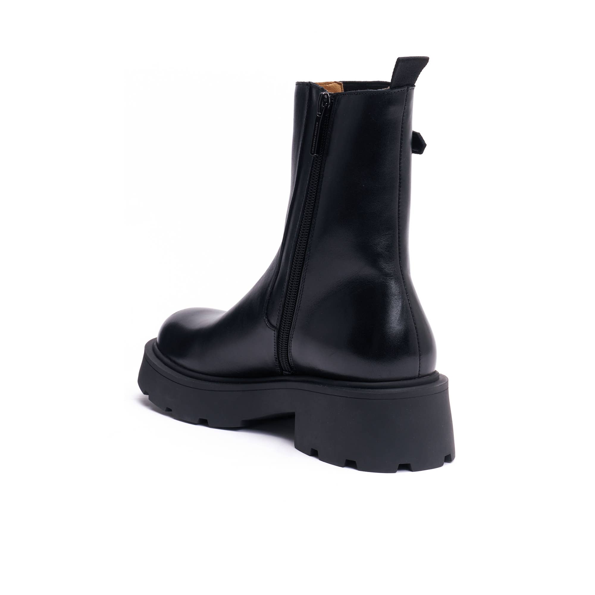 British Passport - Wholesale Chelsea Boots - Women's - Black ankle boot. Art. BP76682