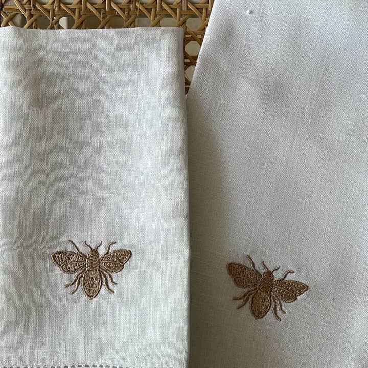 Serviettes en lin brodées pour la vente par Agave