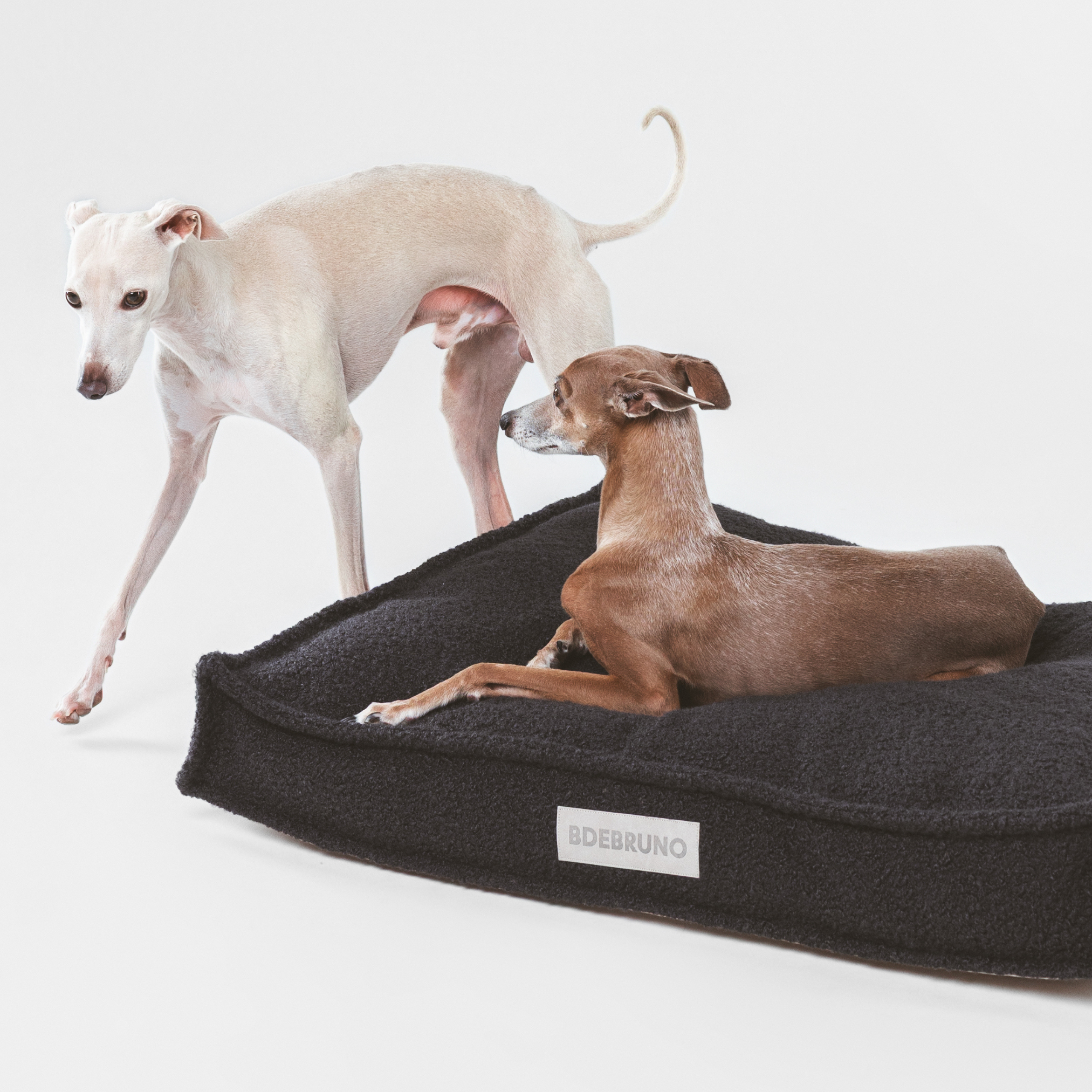B de Bruno - Wholesale Pet Bed - Dog - Basic Teddy Marengo Bed2