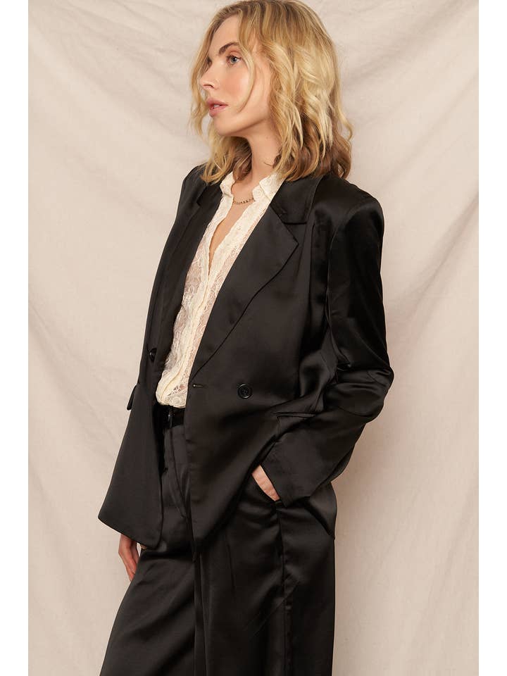 En Crème - Wholesale Blazer - Women's - Satin Blazer 2