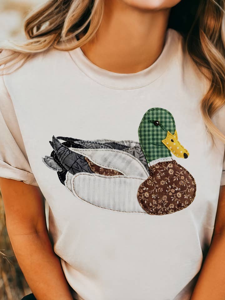 THE LATTIMORE CLAIM - Wholesale Graphic Sweatshirt - Women's - Grannys Faux Patchwork Mallard - Cream - Sweatshirts & T-Shirts1