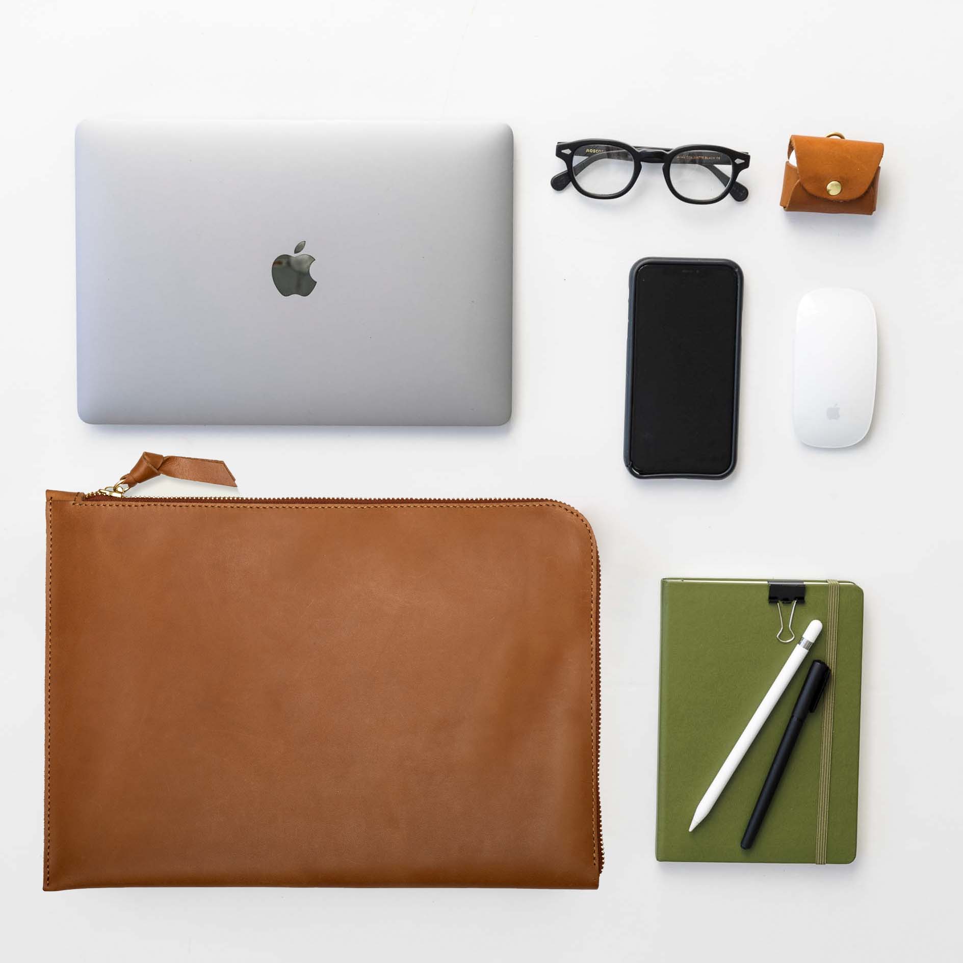 WP Standard - Wholesale Laptop/Tablet Case - Unisex - 16'' Leather Laptop Sleeve1