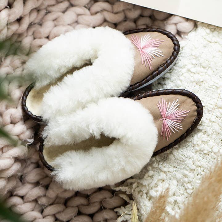 Le pantofole mule Sen Rose Gold Sheepers per la vendita all'ingrosso da parte di Sheepers