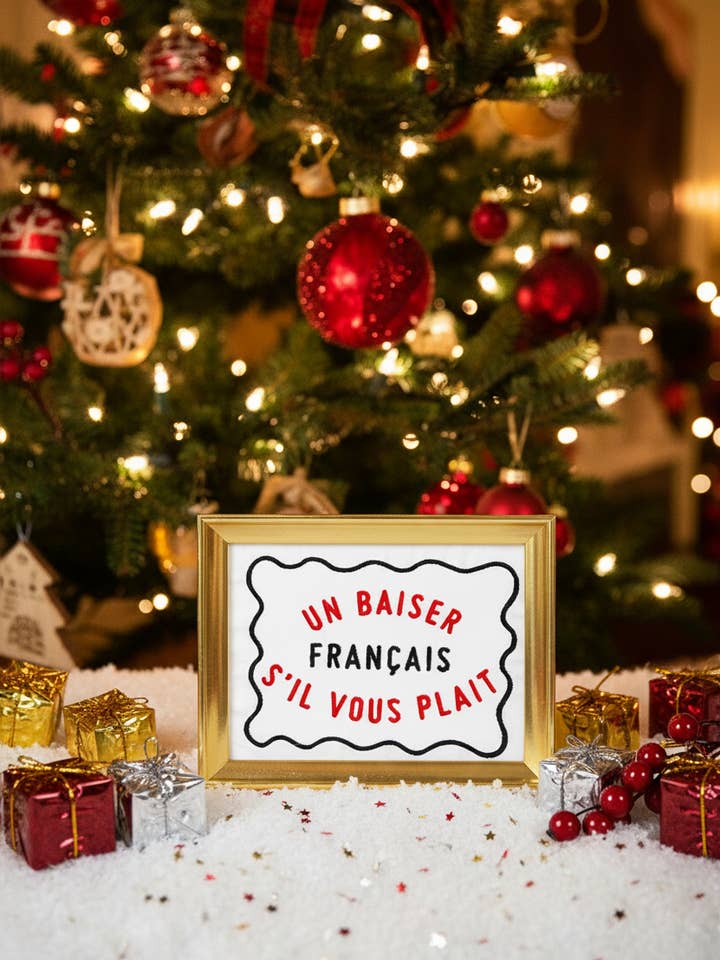 Cadre made in France brodé pour la vente par Un baiser français s'il vous plaît